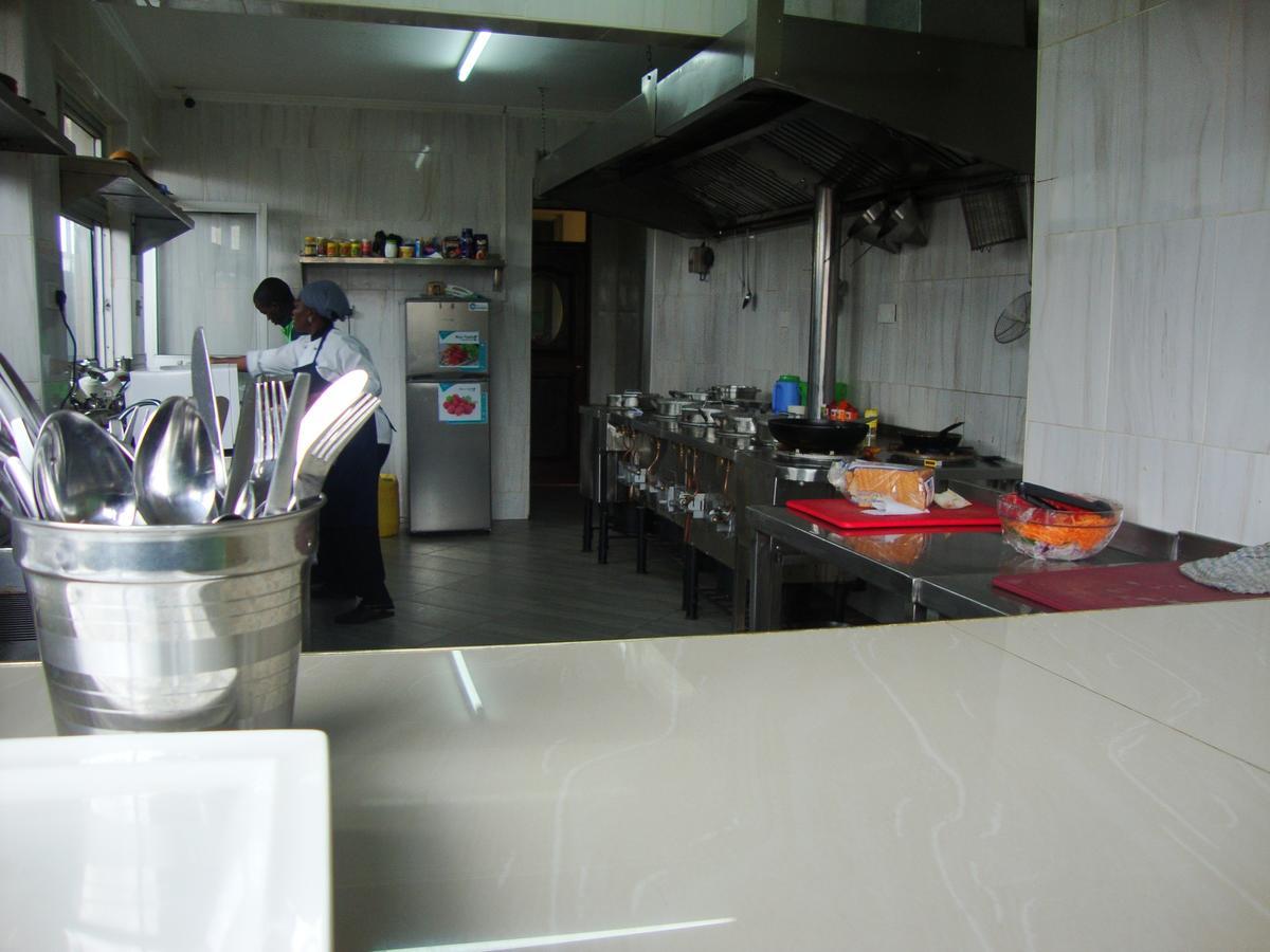 Ash White Hotel Nairobi Exterior foto
